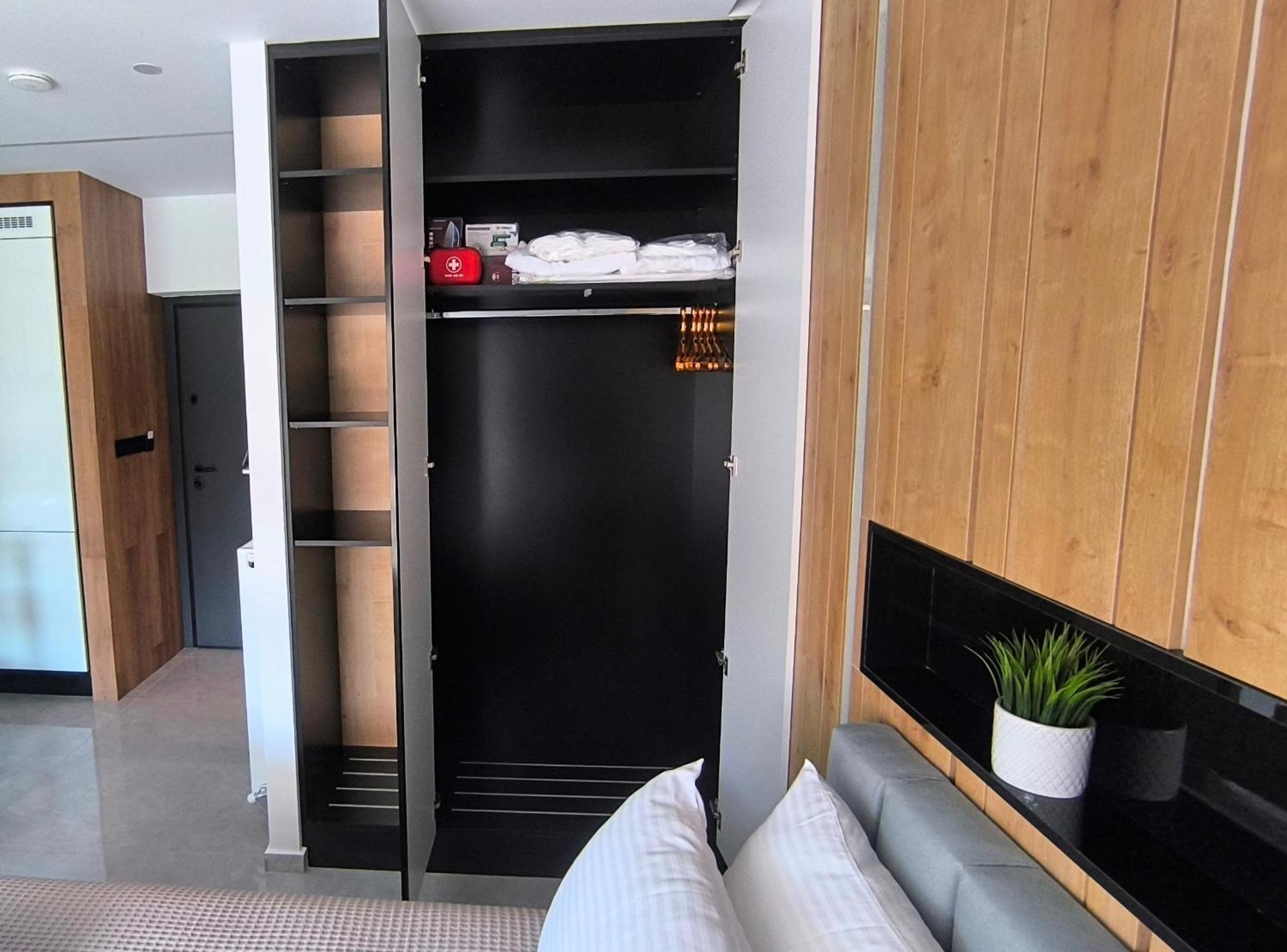 Larisa Absolute Suites, Sky View Smart Home Экстерьер фото