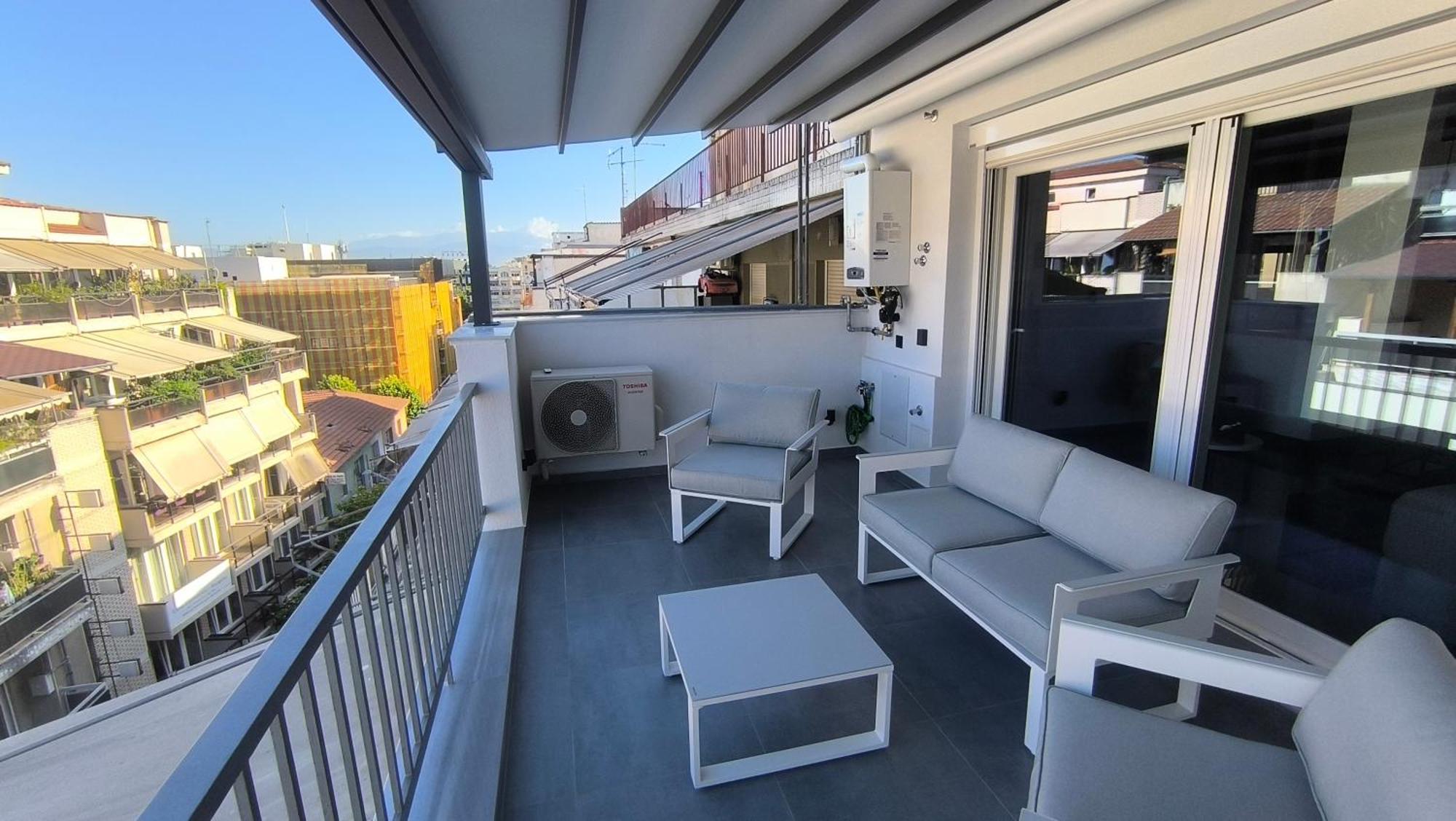 Larisa Absolute Suites, Sky View Smart Home Экстерьер фото