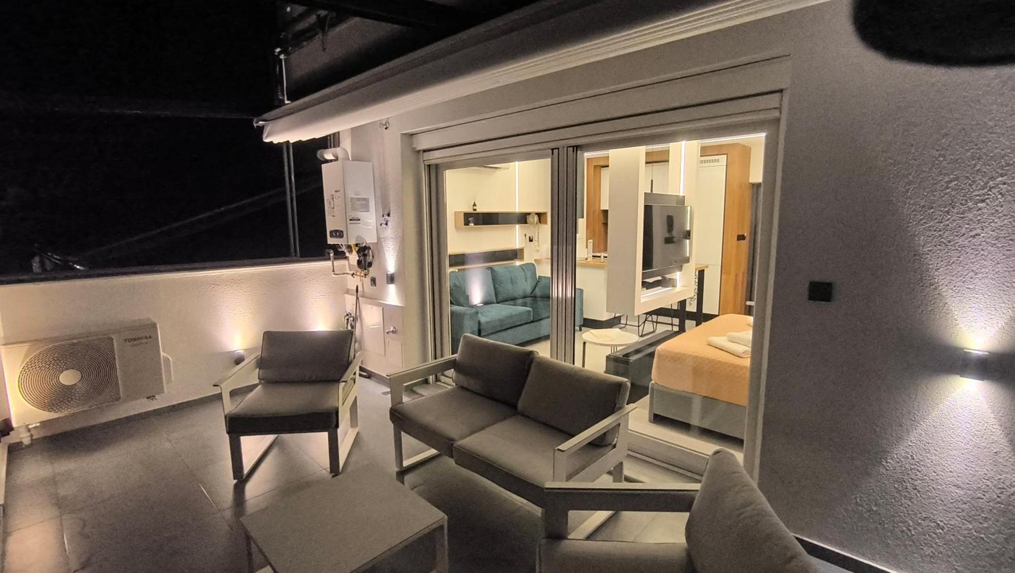 Larisa Absolute Suites, Sky View Smart Home Экстерьер фото